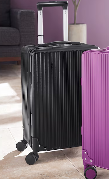 Vibrant Hard-Shell Spinner Luggage